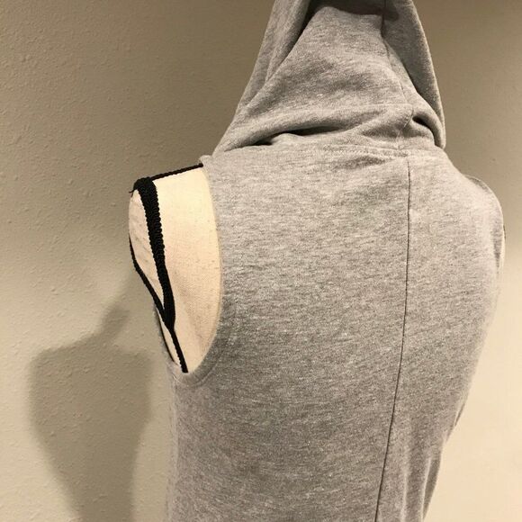 Fabletics sleeveless hooded long sweatshirt - Picture 7 of 10